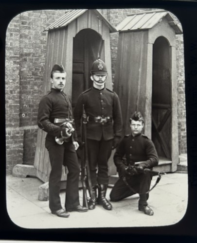 Soldiers kings royal rifle - kings,